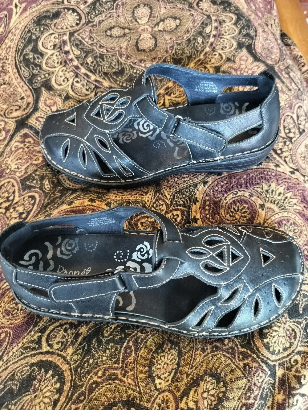 Propét Jenna Black Leather Fisherman Sandals Closed Toe Comfort 8.5 W / 8.5D